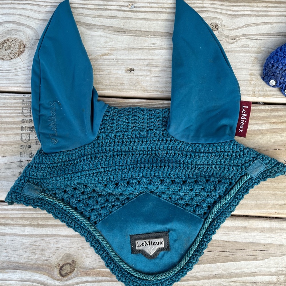 my Lemieux equestrian bonnet color “marine”